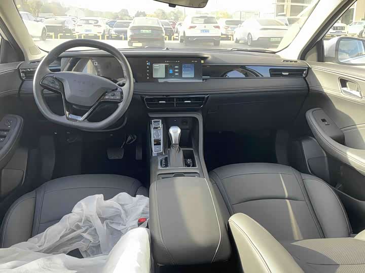 Roewe i5 2026 2026款 1.5L CVT豪华版