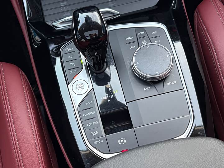 BMW X4 2022 2022款 xDrive 30i M运动套装