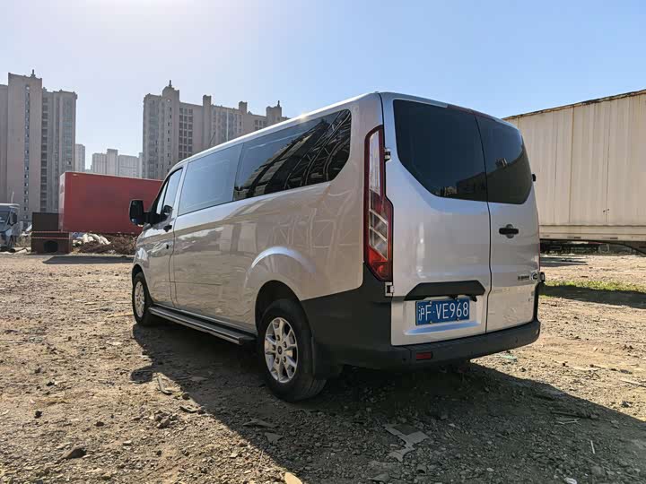 Ford Transit 2022 2022款 2.0T汽油自动多功能商用车中轴低顶双开尾门国VI