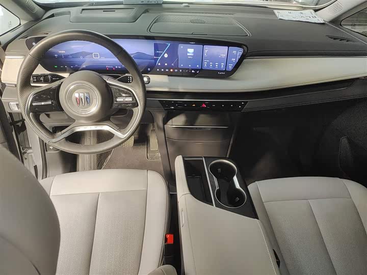 Buick GL8 ES 2025 2025款 陆尊 智享版