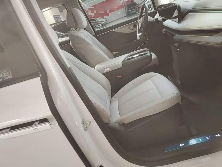 Buick GL8 ES 2025 2025款 陆尊 智享版