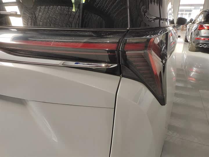 Buick GL8 ES 2025 2025款 陆尊 智享版