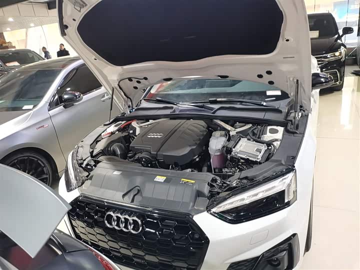 Audi A5 2024 2024款 Sportback 40 TFSI 时尚动感型