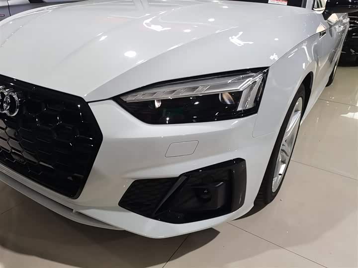 Audi A5 2024 2024款 Sportback 40 TFSI 时尚动感型