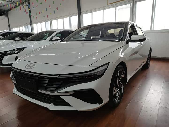 Hyundai Elantra N line 2023 2023款 1.5L CVT LUX尊贵版