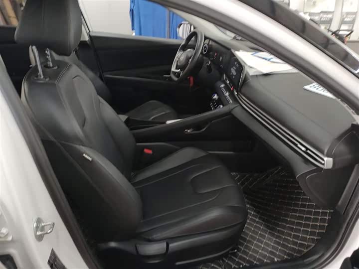 Hyundai Elantra N line 2023 2023款 1.5L CVT LUX尊贵版