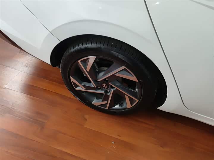 Hyundai Elantra N line 2023 2023款 1.5L CVT LUX尊贵版