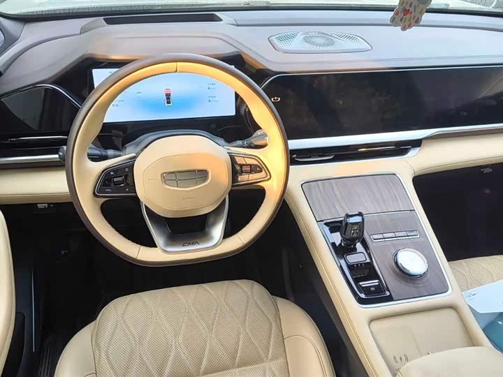 Geely Monjaro 2025 2025款 东方曜 2.0TD 自动四驱望月版