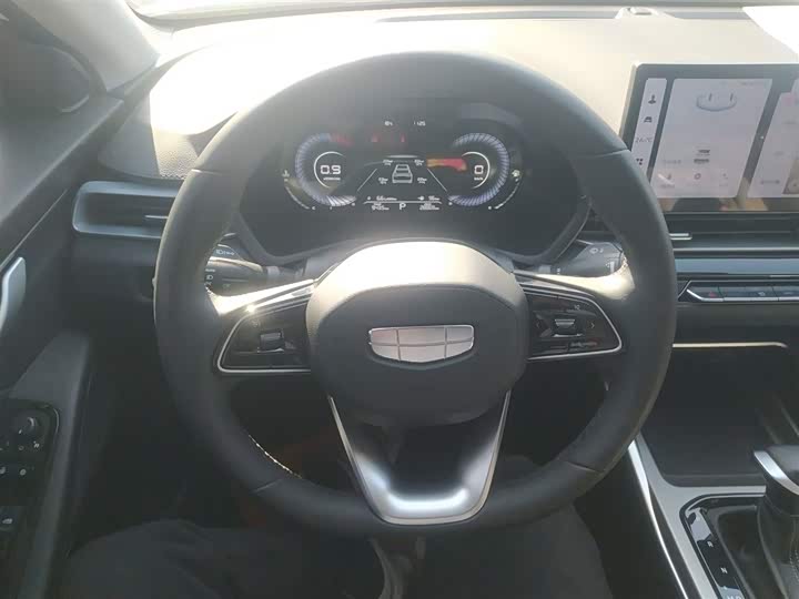 Geely Emgrand 2025 2025款 第4代 1.5L CVT龙腾版