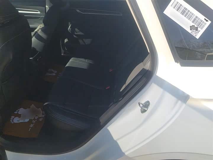 Geely Emgrand 2025 2025款 第4代 1.5L CVT龙腾版