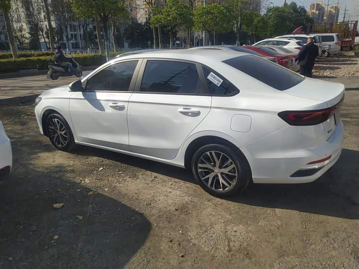 Geely Emgrand 2025 2025款 第4代 1.5L CVT龙腾版
