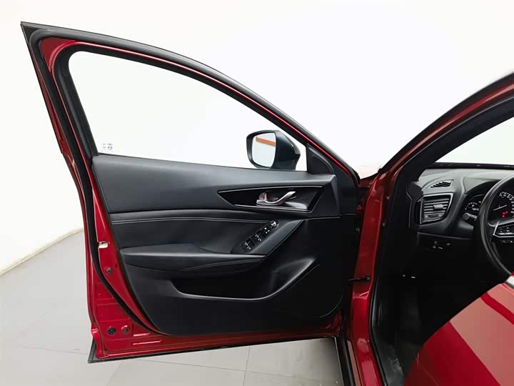 Mazda CX-4 2021 2021款 2.0L 自动两驱蓝天探索版