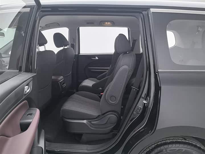 GAC Trumpchi M6 2025 2025款 MAX 270T WDCT 豪华版