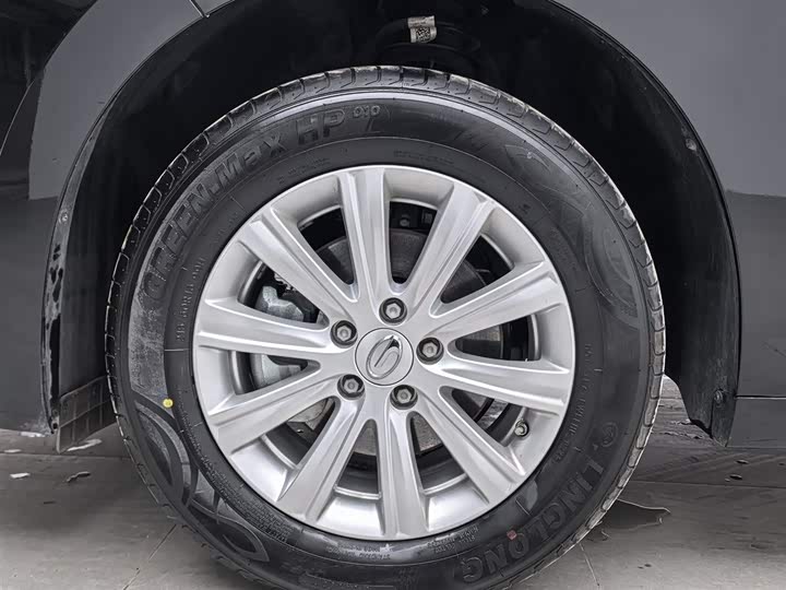 GAC Trumpchi M6 2025 2025款 MAX 270T WDCT 豪华版