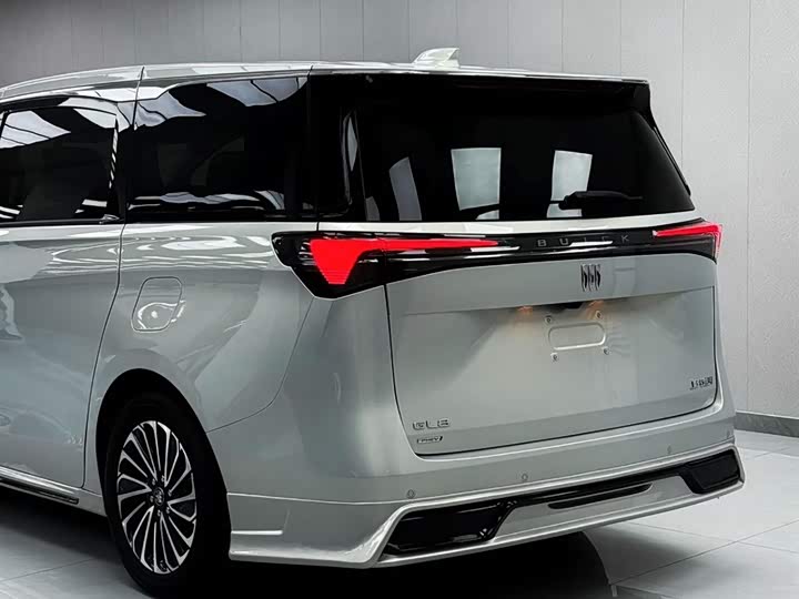 Buick GL8 Hybrid 2025 2025款 陆尚 先享版 7座