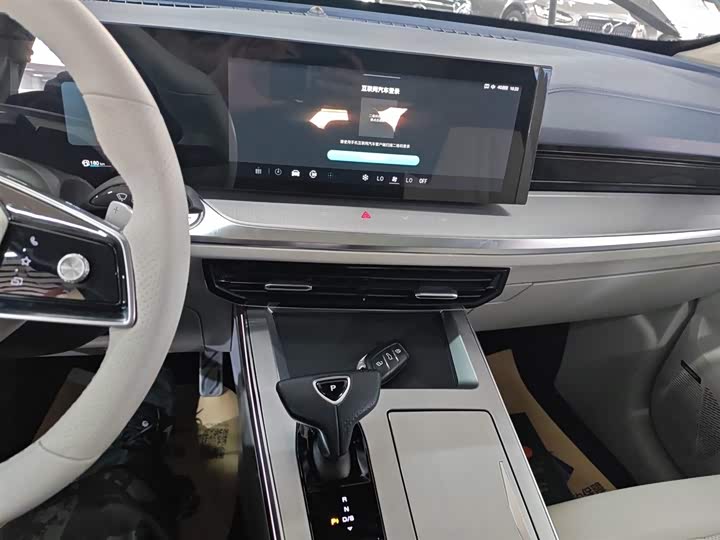 Roewe Whale 2022 2022款 2.0T 虎鲸版