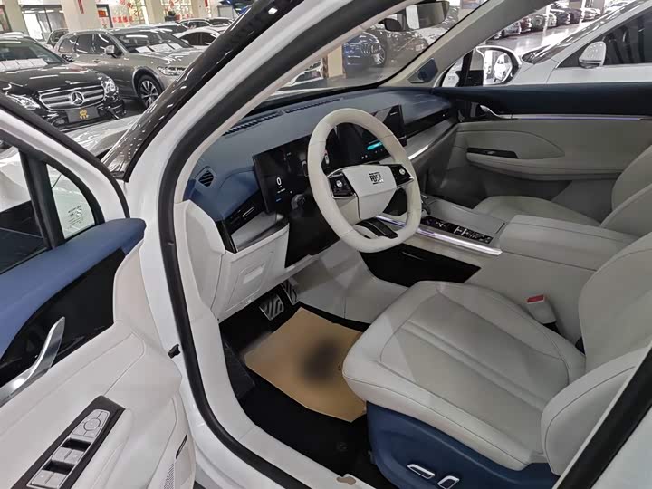 Roewe Whale 2022 2022款 2.0T 虎鲸版