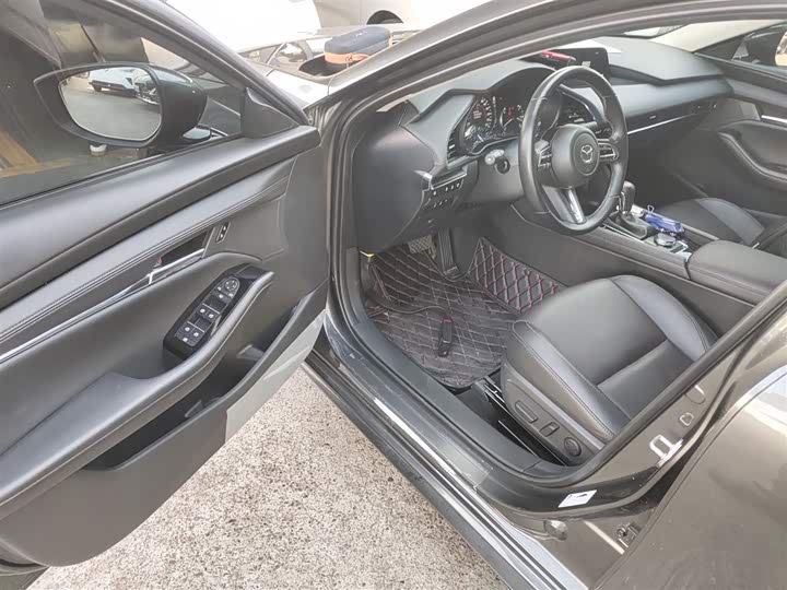 Mazda 3 (Axela) 2023 2023款 2.0L 自动质臻版