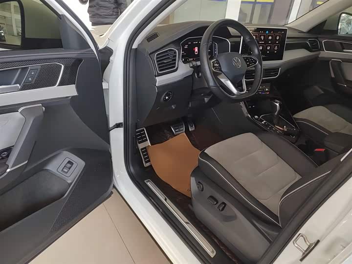 Volkswagen Tayron X 2023 2023款 330TSI 两驱尊贵高能版