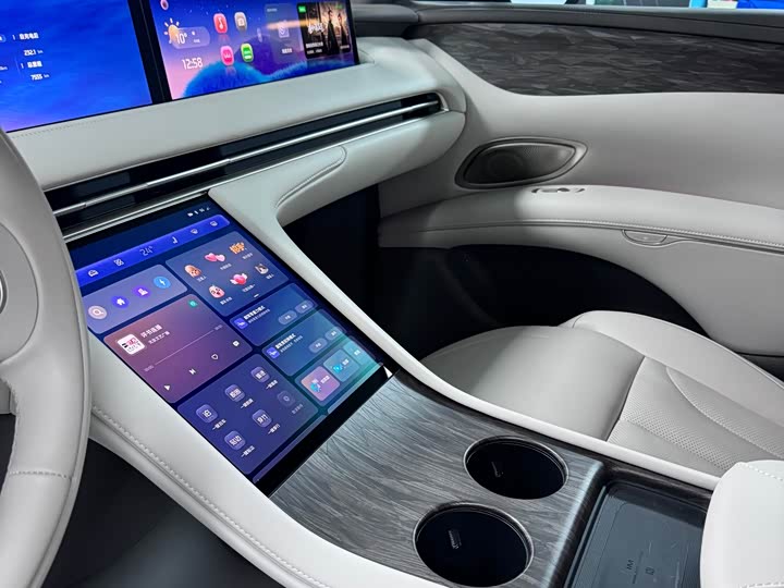 IM motors LS7 2025 2025款 焕新版 Ultra