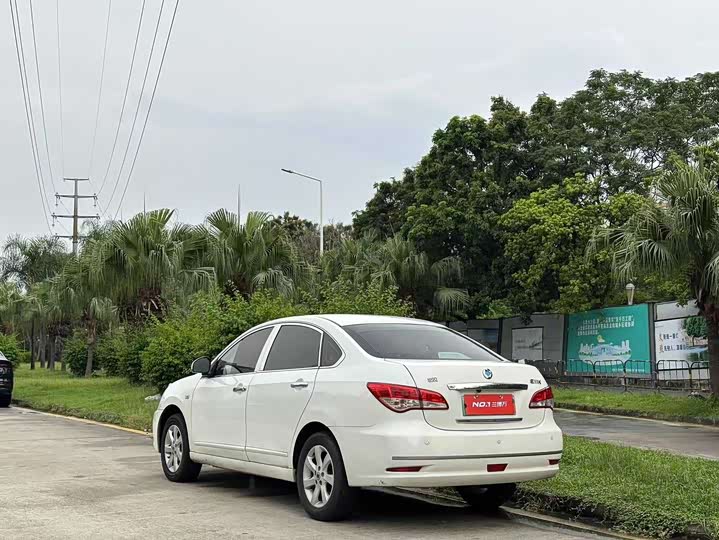 Dongfeng E11K 2021 2021款 57.757kWh 充电版