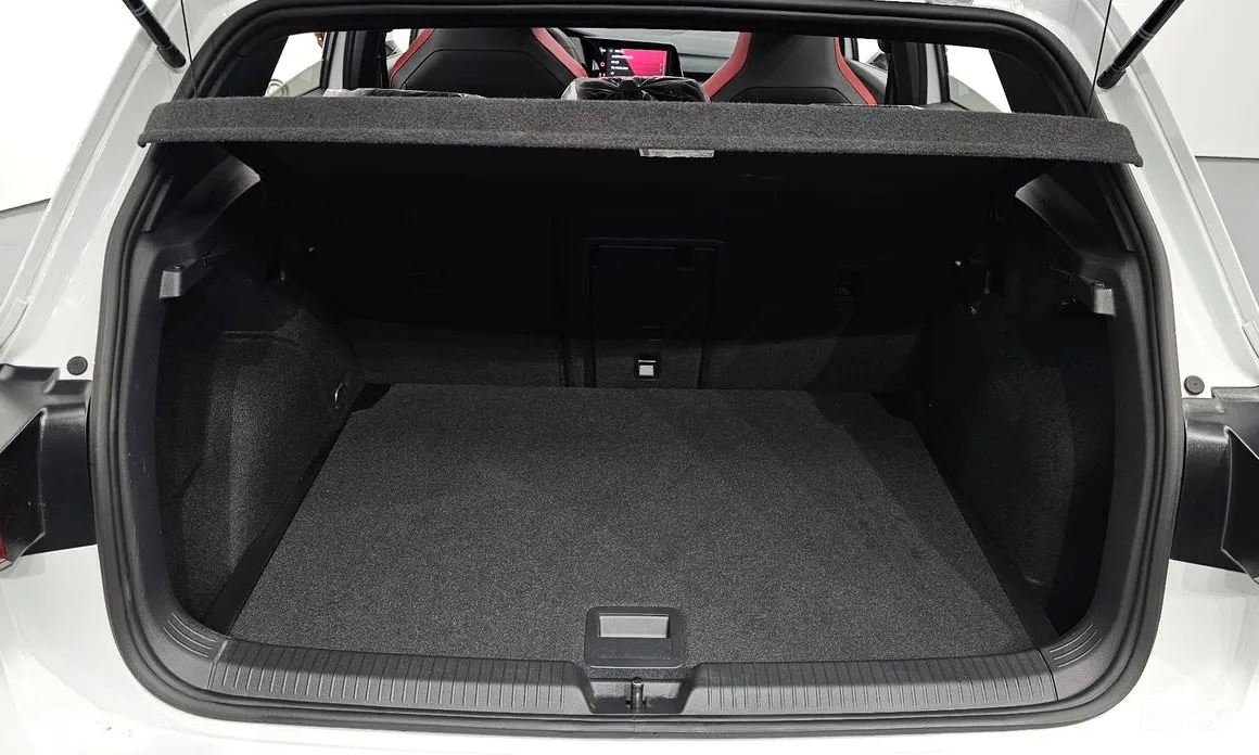 Volkswagen Golf 2022 2.0 GTI