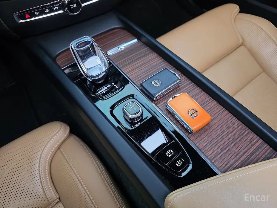 Volvo V60 2019 B5 Ultimate AWD