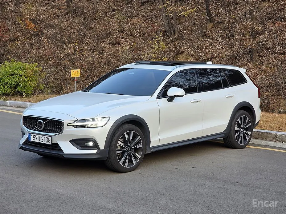 Volvo V60 2019 B5 Ultimate AWD