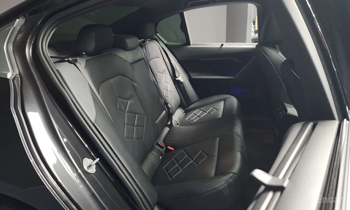 BMW i5 2023 eDrive 40