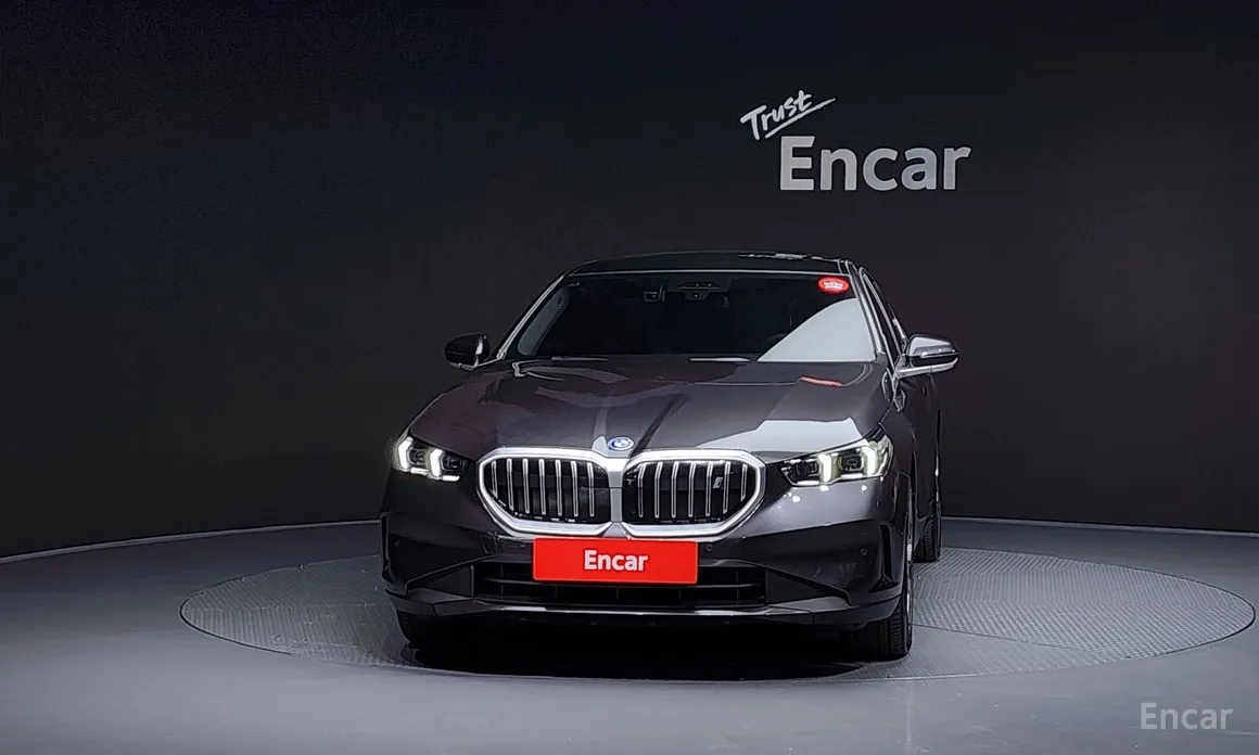 BMW i5 2023 eDrive 40