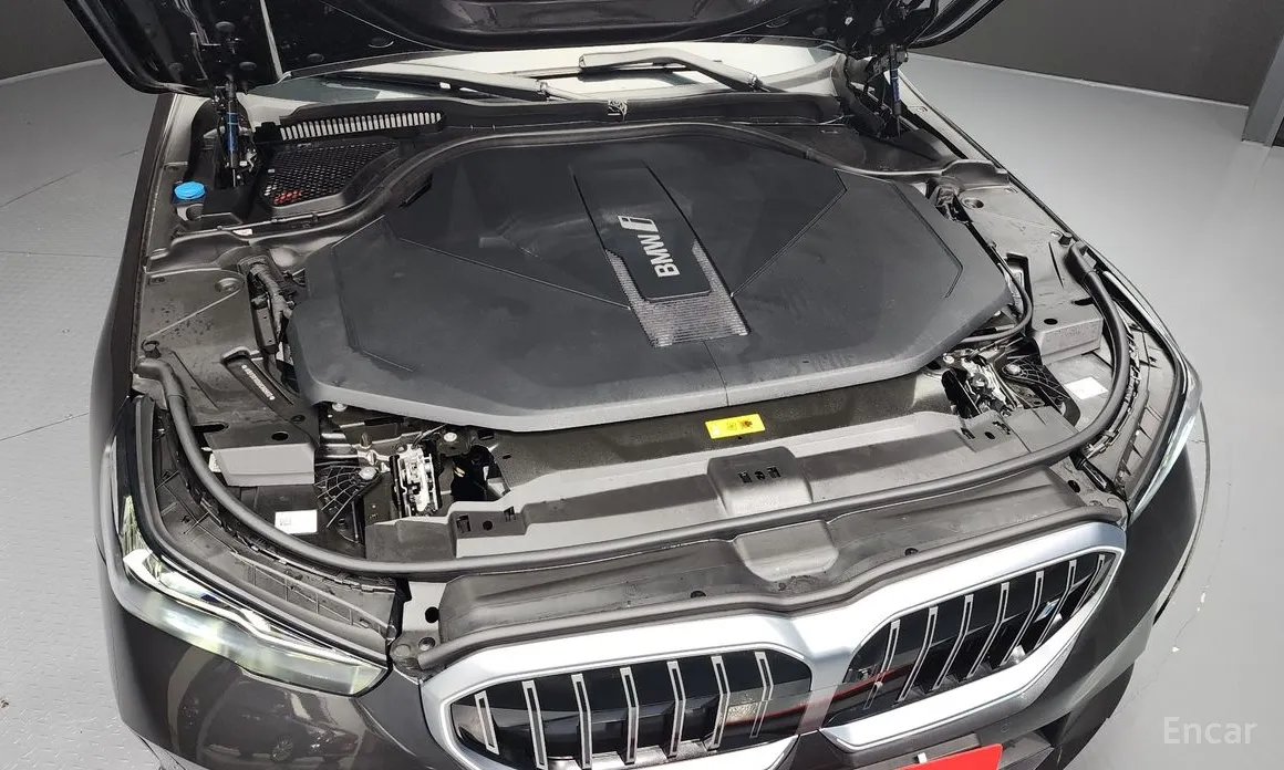 BMW i5 2023 eDrive 40