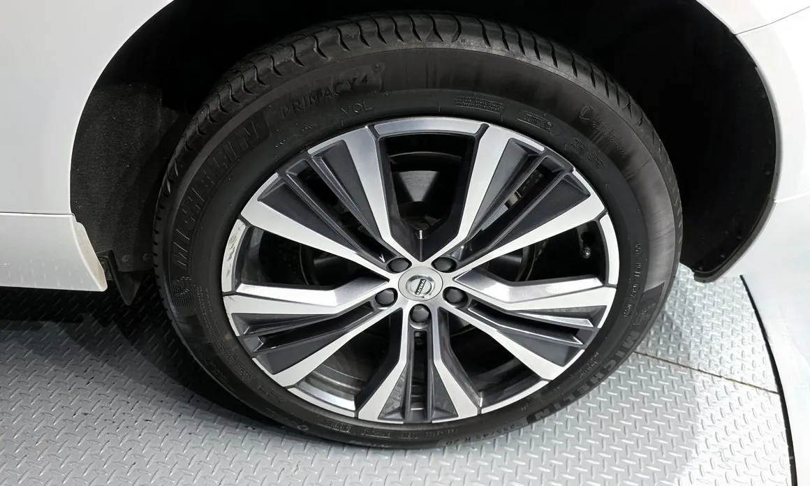 Volvo XC60 2017 B6 Inscirtion