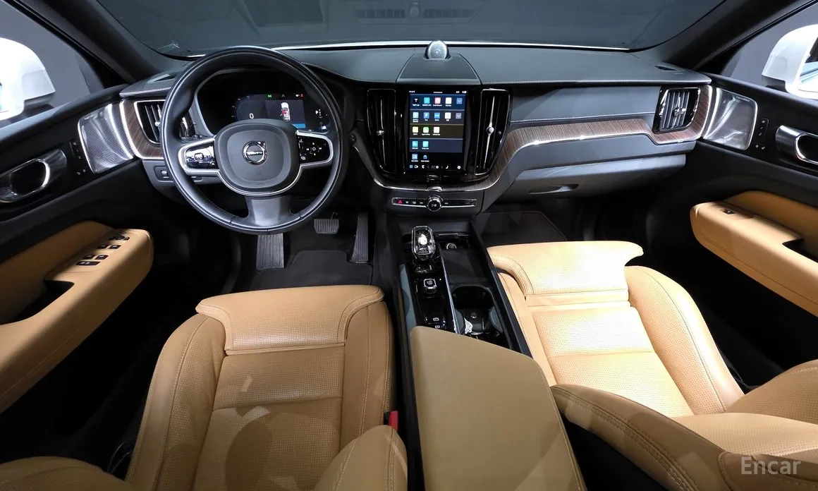 Volvo XC60 2017 B6 Inscirtion