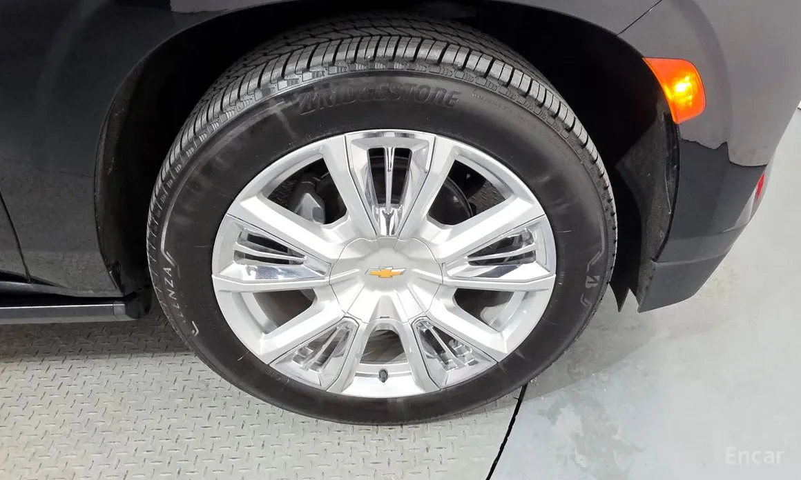 Chevrolet Tahoe 2022 6.2 Dark Knight 4WD