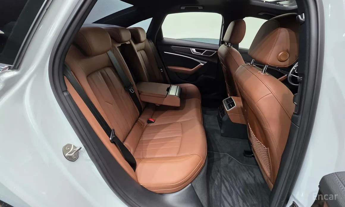 Audi A6 2019 45 TFSI Quattro Premium