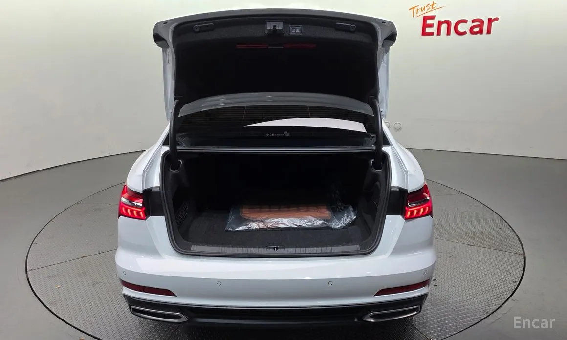 Audi A6 2019 45 TFSI Quattro Premium