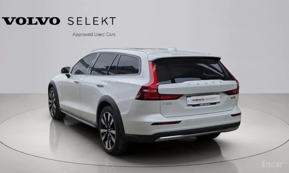 2019 Volvo V60