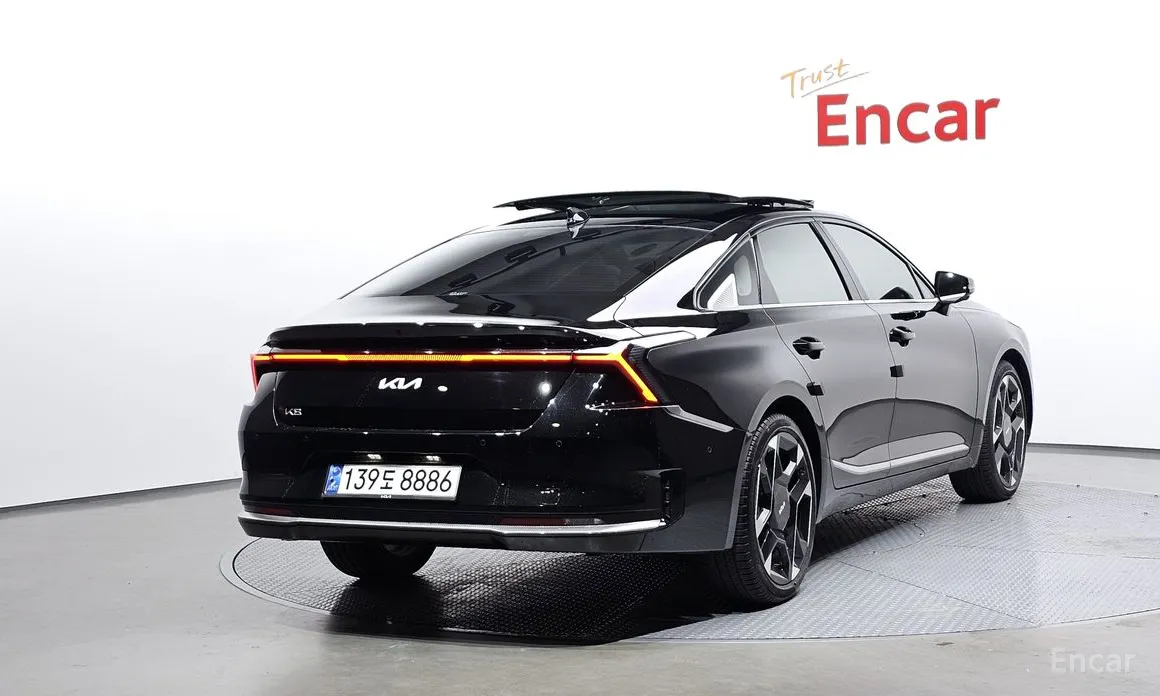 2024 Kia K8