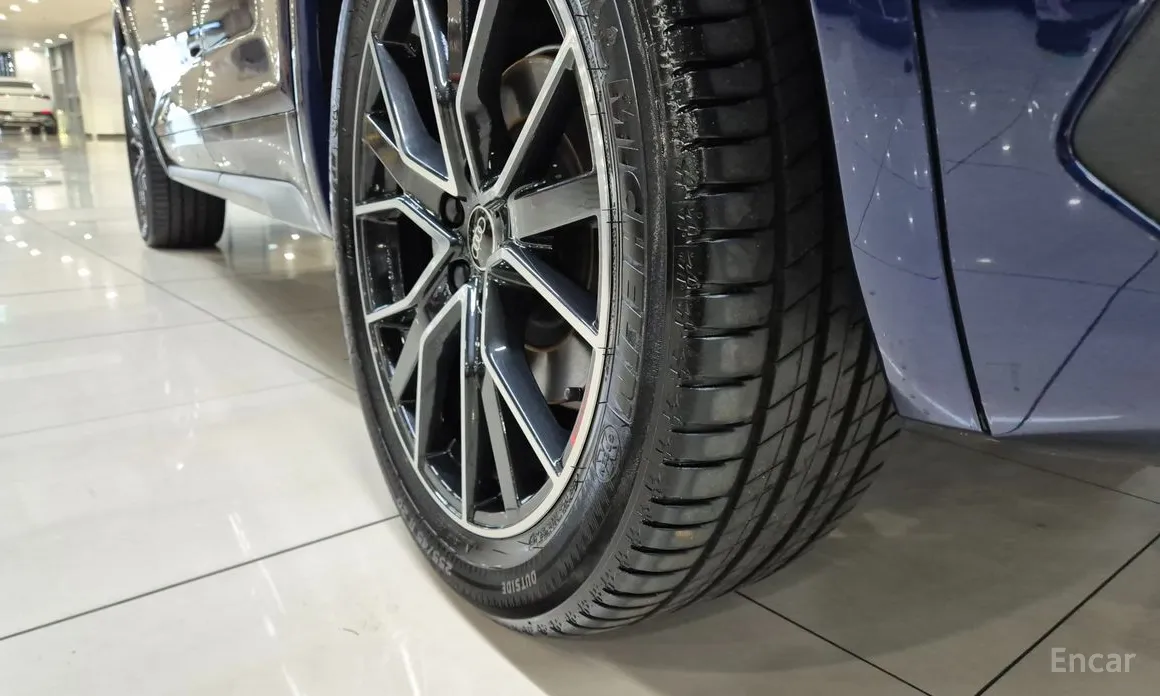 Audi Q5 2017 45 TFSI Quattro Premium Sportback