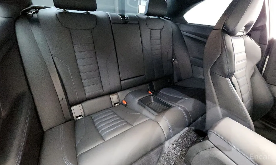 BMW 2 Series 2022 M240i xDrive Online Exclusive Coupe