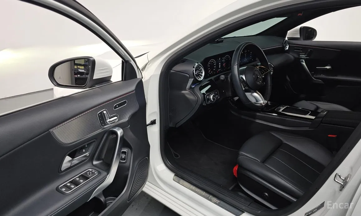 Mercedes-Benz A-Class 2019 A220 Sedan