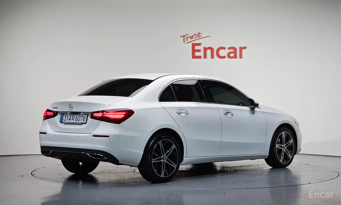Mercedes-Benz A-Class 2019 A220 Sedan