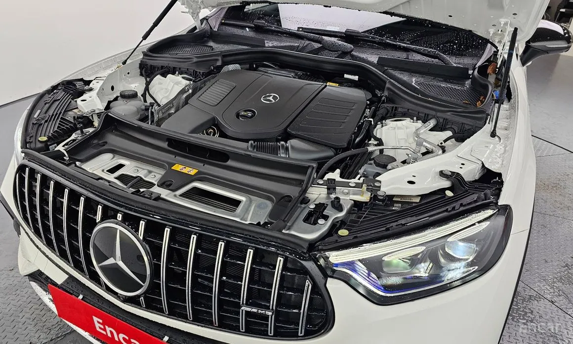 Mercedes-Benz GLC-Class 2023 GLC300 4MATIC AMG Line