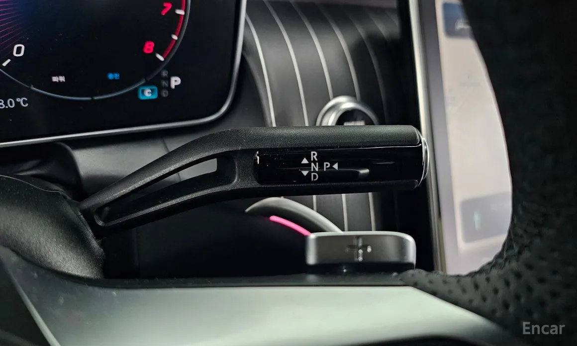 Mercedes-Benz GLC-Class 2023 GLC300 4MATIC AMG Line