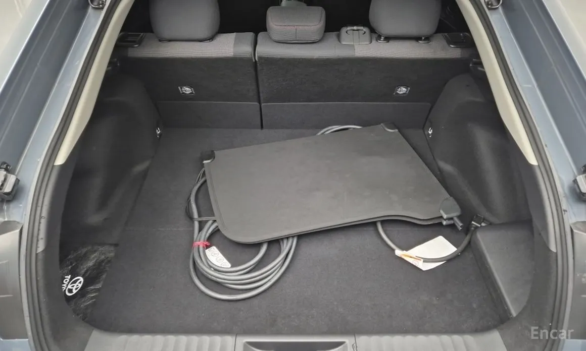 Toyota Prius 2023 2.0 PHEV SE