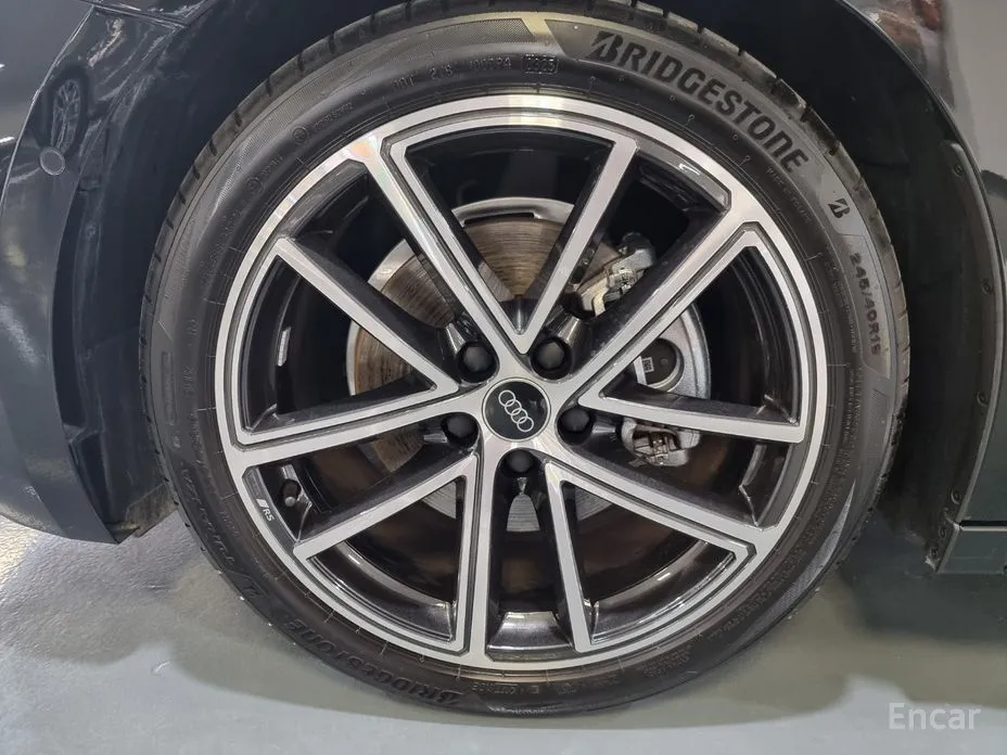 Audi A5 2025 40 TFSI Quattro S Line