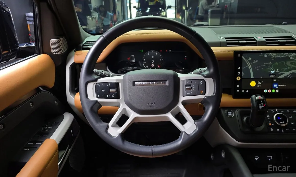 Land Rover Defender 2020 130 D300 X-Dynamic HSE