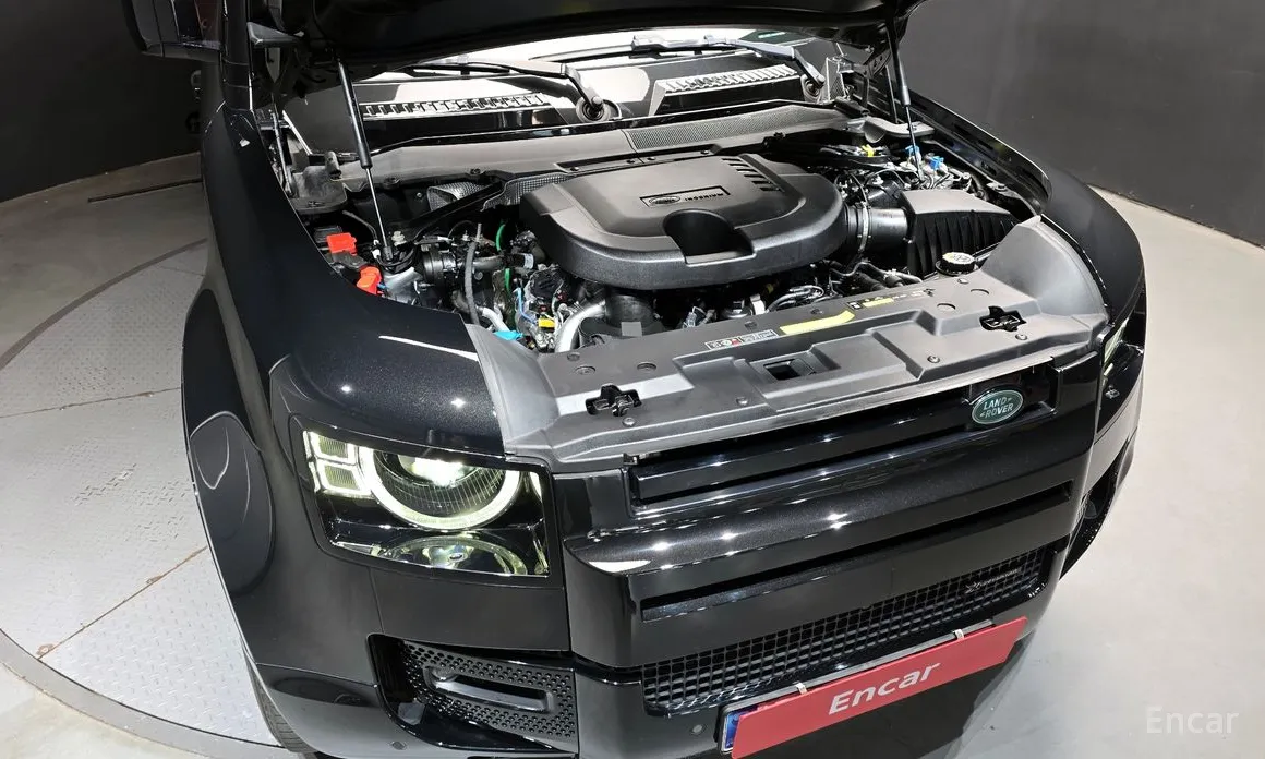 Land Rover Defender 2020 130 D300 X-Dynamic HSE