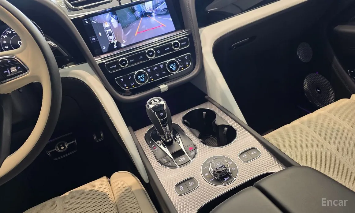 Bentley Bentayga 2016 4.0 V8 EWB Mulliner