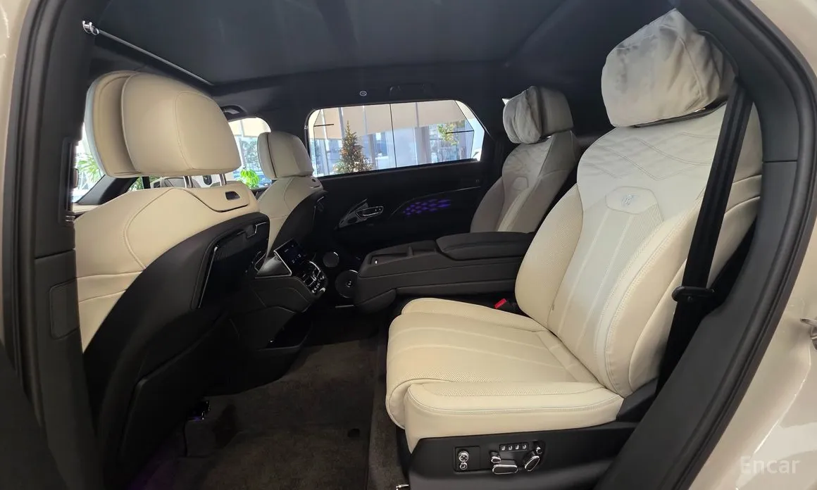 Bentley Bentayga 2016 4.0 V8 EWB Mulliner